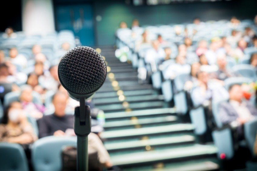 how-to-become-a-public-speaker
